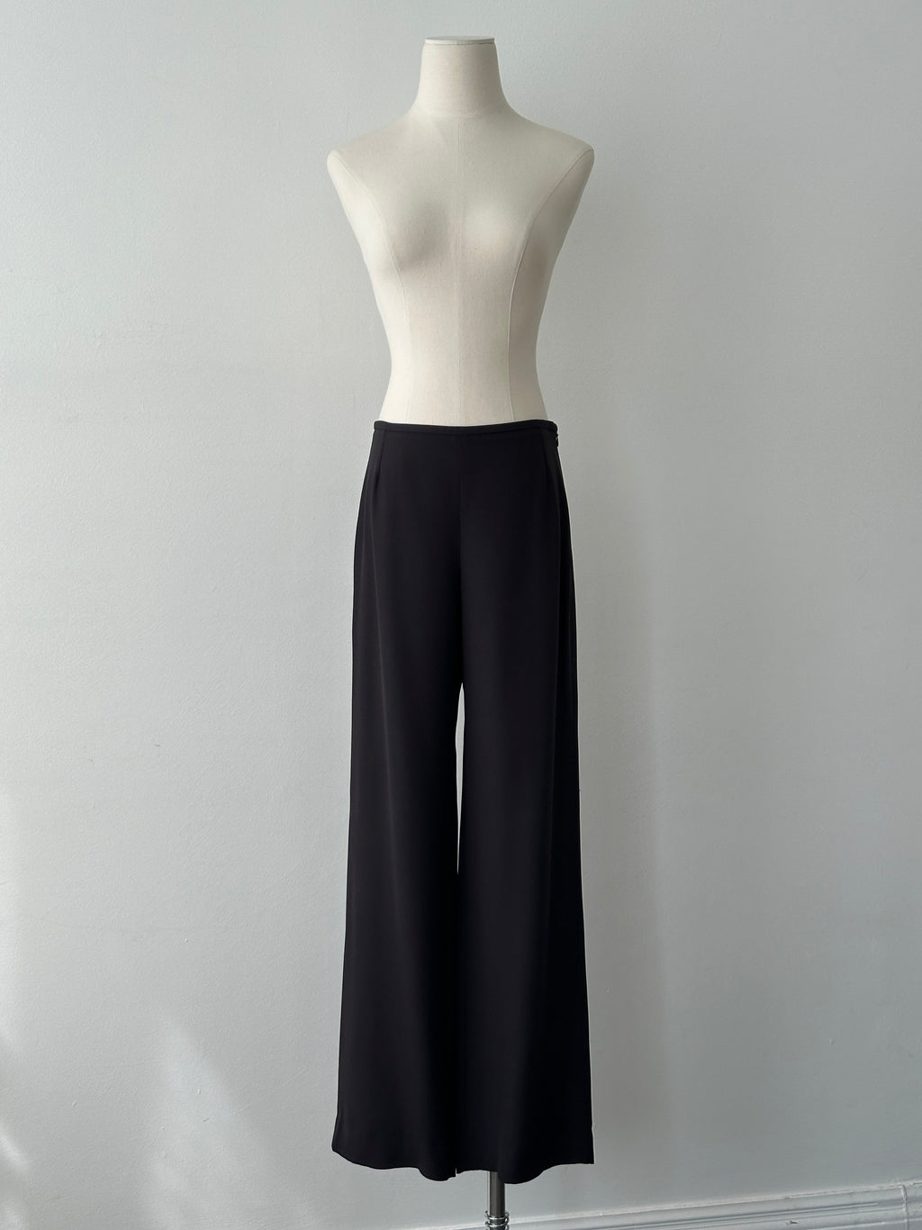 Armani Collezioni 2000s Silk Wide Leg Trousers - W28
